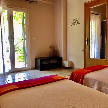 Gialos 1-2 With A Private Pool Villa