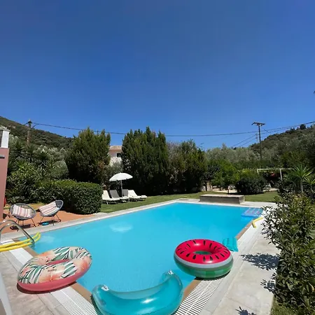 فيلة Gialos 1-2 With A Private Pool