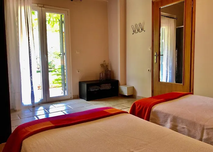 Gialos 1-2 With A Private Pool Villa