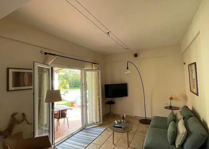 Villa Gialos 1-2 With A Private Pool *