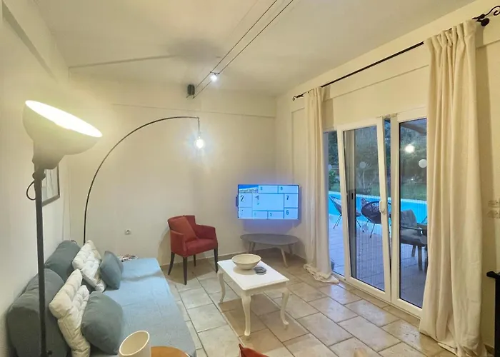 Gialos 1-2 With A Private Pool Mikros Gialos